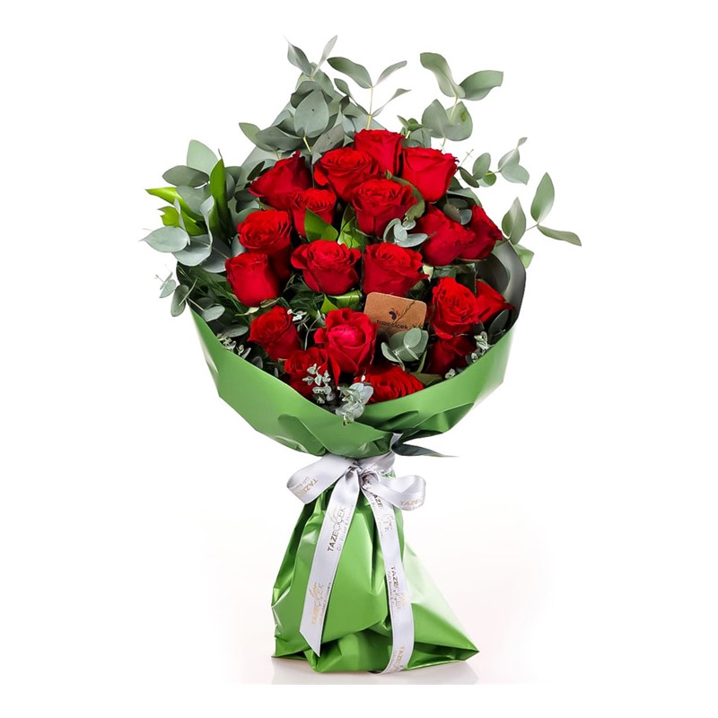 Kissed Scarlet Love 17 Kırmızı Gül Buketi